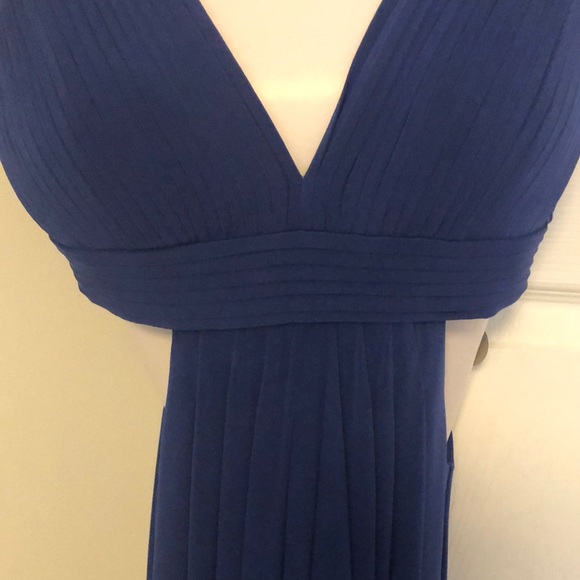 Formal/Evening Gown - Picture 3 of 9